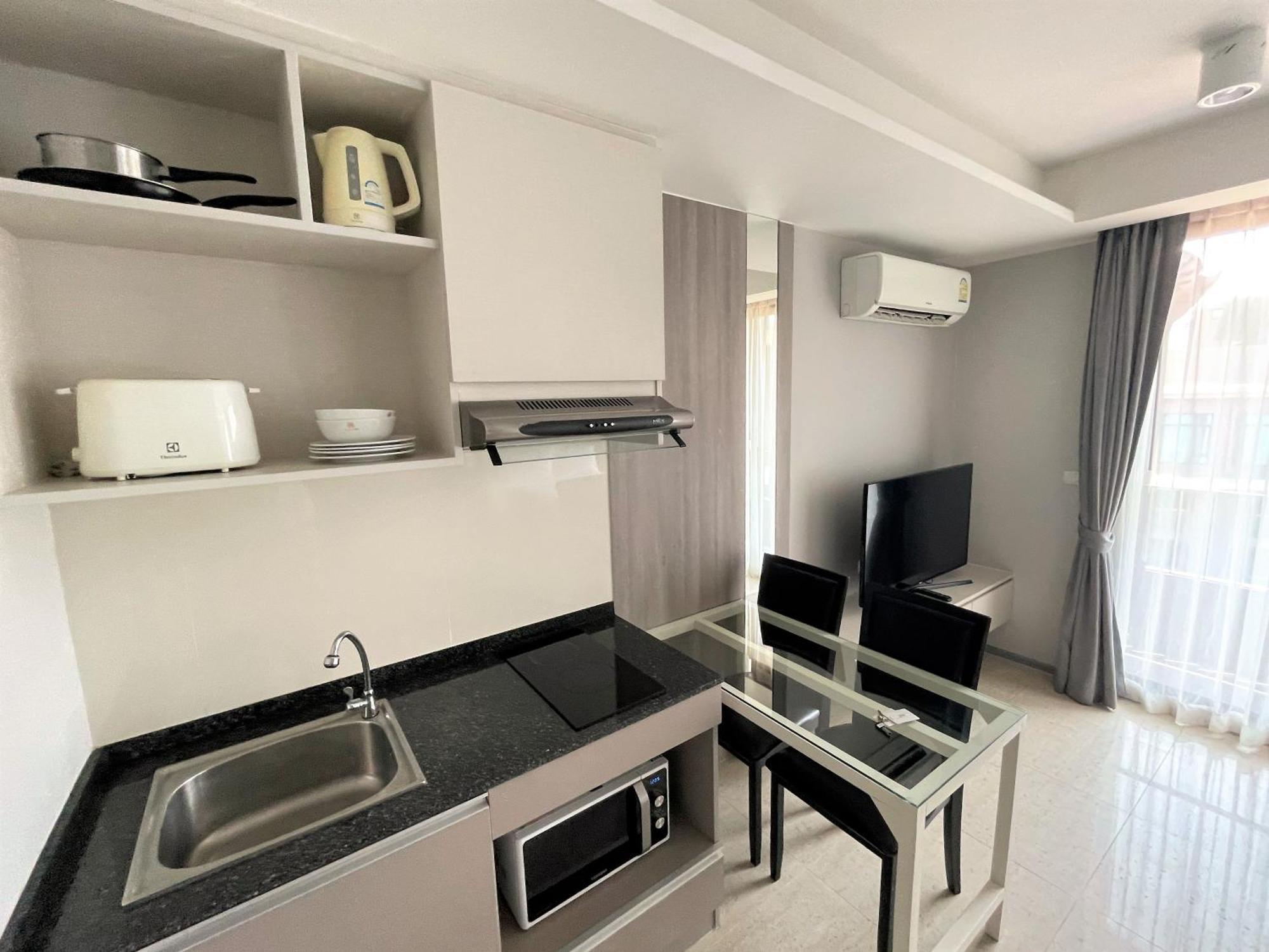Apartamento 6Th Avenue Surin By Lofty Habitación foto